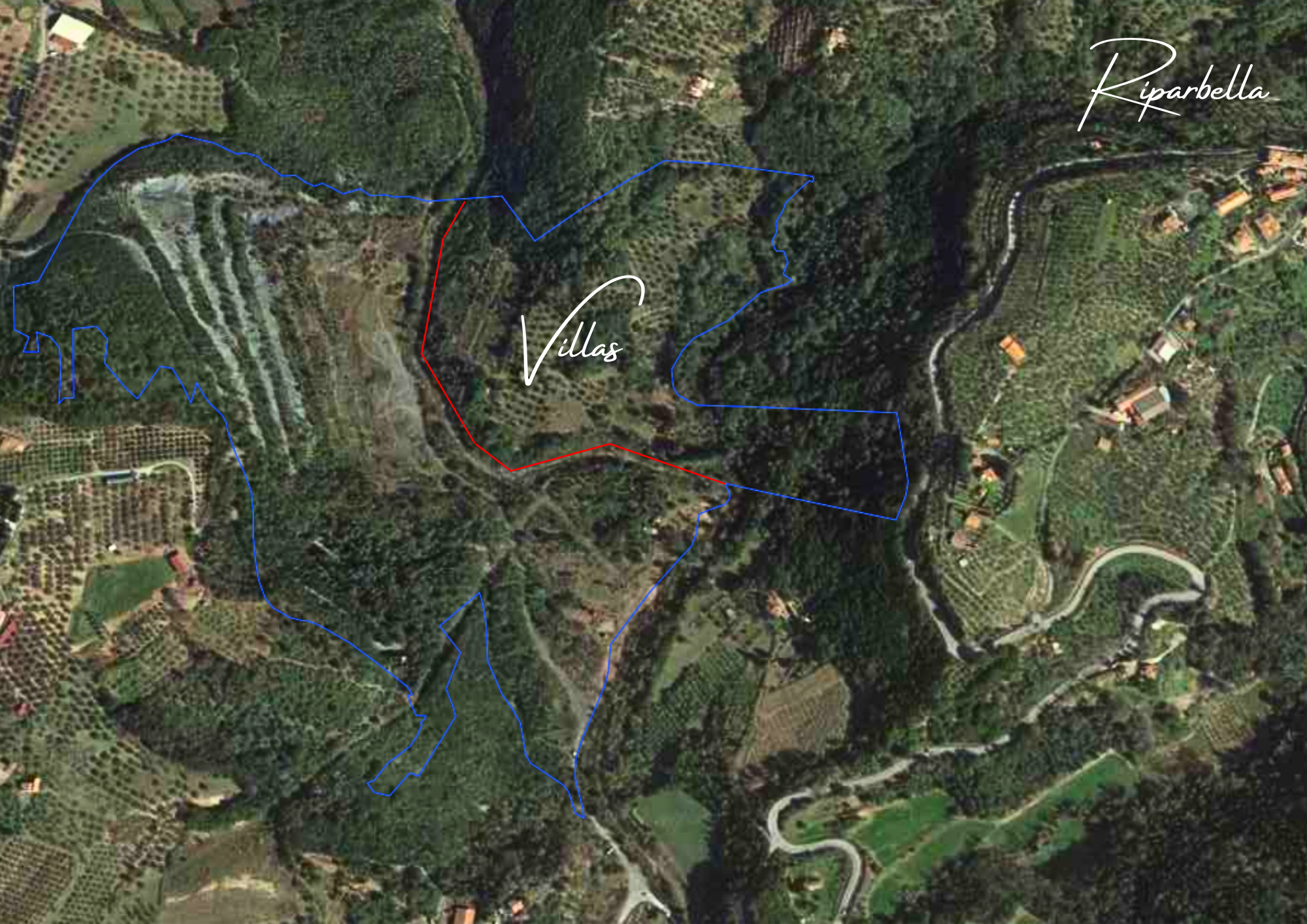 Tenuta esclusiva di 11 ettari con casali da ristrutturare in Toscana